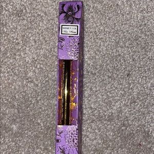 Winky Lux brow pencil